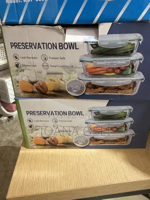 Glass Storage Bowl with Smart Locking Lid