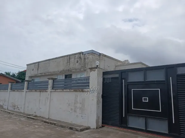 3 Bedroom House for Sale in Pokuase - 1