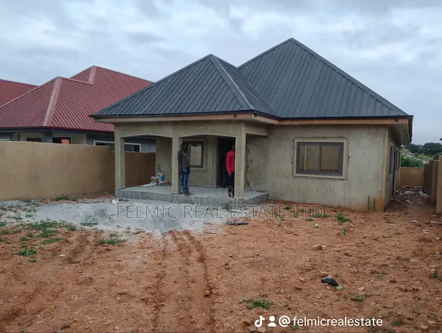 3 Bedroom House for Sale in Adjen Kotoku, Amasaman - 1