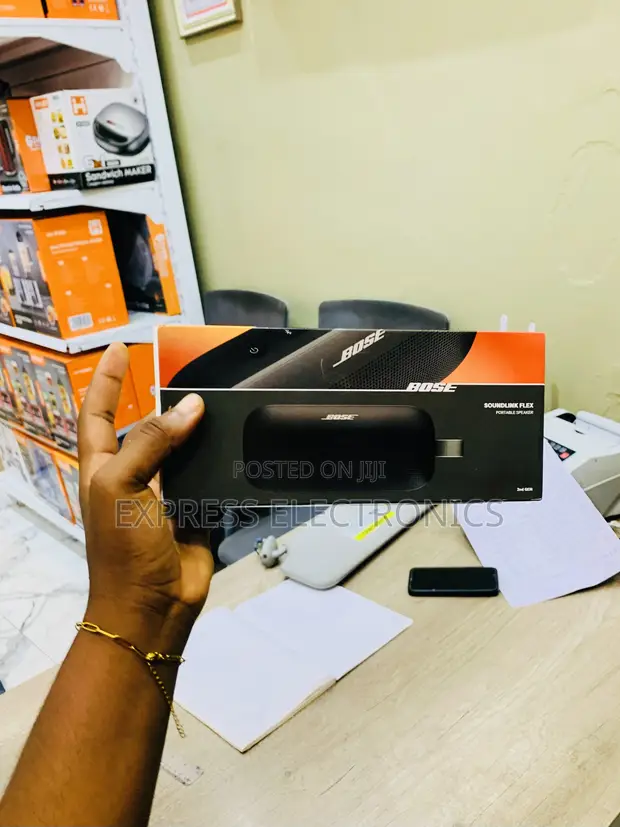 Bose SoundLink Flex (2nd Gen) Speaker - 1