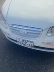 Hyundai Elantra 2008 White - 2