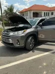 2019 Toyota Highlander XLE AWD - 2