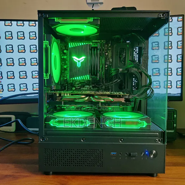 Desktop Computer: Intel Core i5, 16GB RAM, 500GB SSD - 1