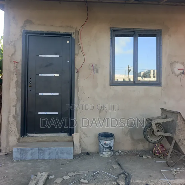 1-Bedroom Apartment for Rent in Newly Built Chamber, Tema Metropolitan - 1