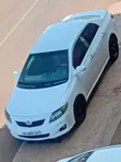 Toyota Corolla Base 2010 White - 1
