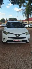 Toyota RAV4 2017 White - 4