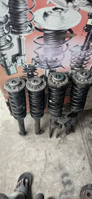 BMW F18/F11/F10 528i/535i Front Shocks (Used)