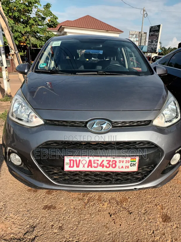 Hyundai i10 2015 Gray - 1