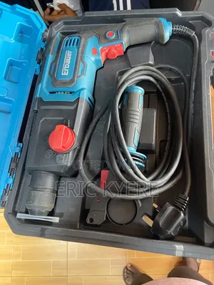 Erbauer 750W SDS+ Rotary Hammer Drill (ERH750) with Case
