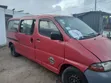 Toyota HiAce 2002 Red - 2