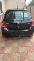 Toyota Yaris 2010 Black - 5