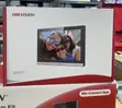 Hikvision DS-KH6350-WTE1 IP Video Intercom Indoor Station - 2