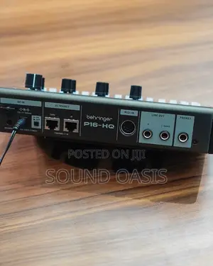 Behringer Powerplay P16-HQ 16-Channel Digital Personal Mixer