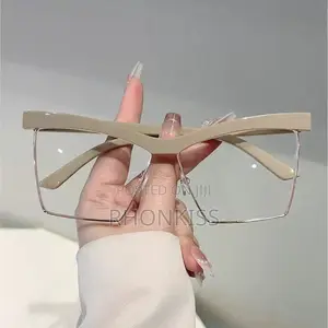 Ladies Unique Eyeglasses