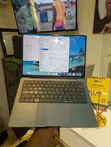 Apple MacBook Pro 2023 M3 Pro 14" 18GB RAM 512GB SSD - 1