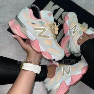 New Balance 9060 Sneakers - Women's