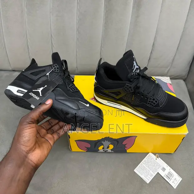 Air Jordan 4 "Black Cat" Sneakers - 1