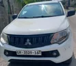 Mitsubishi L200 2015 White - 4