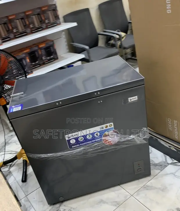 Pearl 200L Chest Freezer PCF-240 - 1