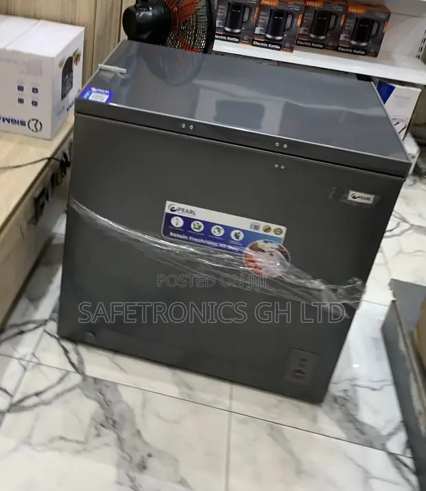 Pearl 200L Chest Freezer PCF-240 Grey - 1