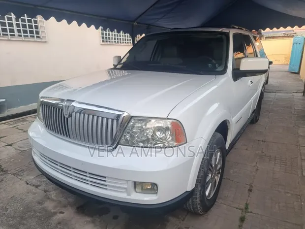 Lincoln Navigator 4x4 Luxury 2007 White - 1