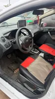 Ford Fiesta SE Hatchback 2012 White - 3
