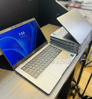 Dell Latitude 5320 Laptop: Intel Core i5, 16GB RAM, 256GB SSD