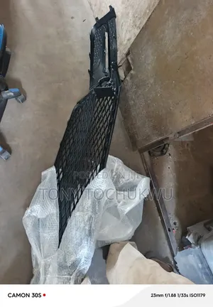 Toyota Corolla 2023-2024 SE Grille