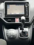 Toyota Voxy 2015 - 4