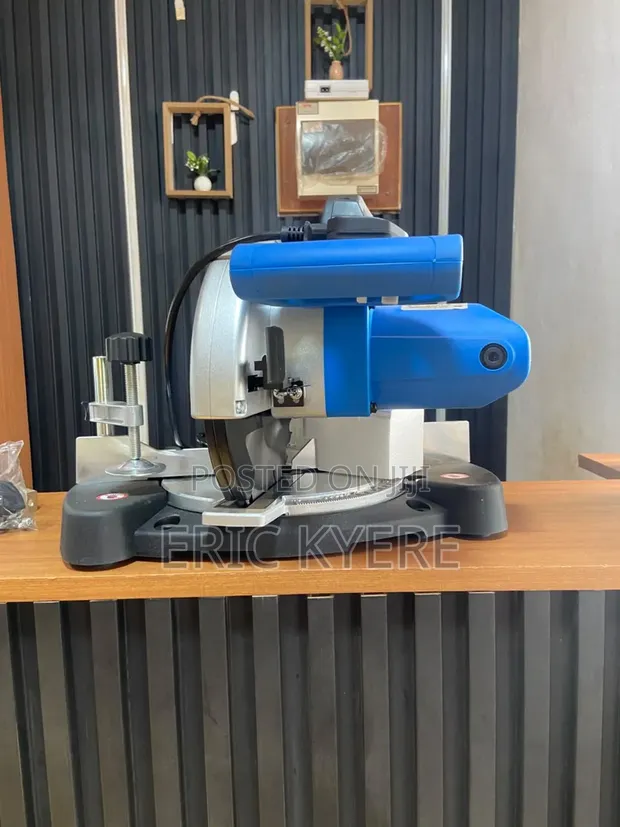 Silverline 1400W 210mm Compound Mitre Saw (262705) - 1