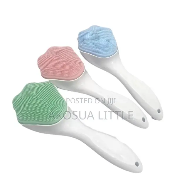 Manual Facial Cleansing Brush - 1