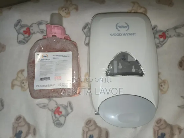 Bath & Body Works Jumbo Soap Dispenser with Soap - 1