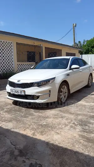 Kia K5 2016 White