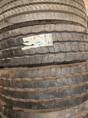Goodyear, Bridgestone, Dunlop Tires - 13R22.5, 315/80R22.5