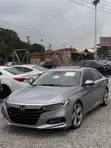 Honda Accord Touring 2018 Silver - 2