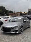 Honda Accord Touring 2018 Silver - 3