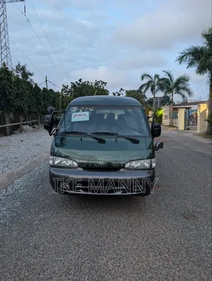 Hyundai H-100 2004 Green