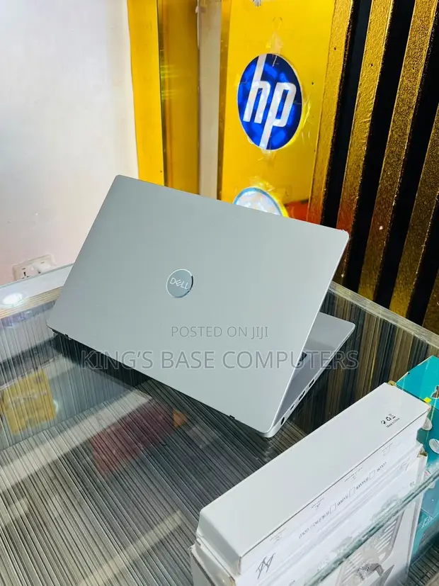 Dell Latitude 7400 Laptop - Core i7, 16GB RAM, 256GB SSD - 1