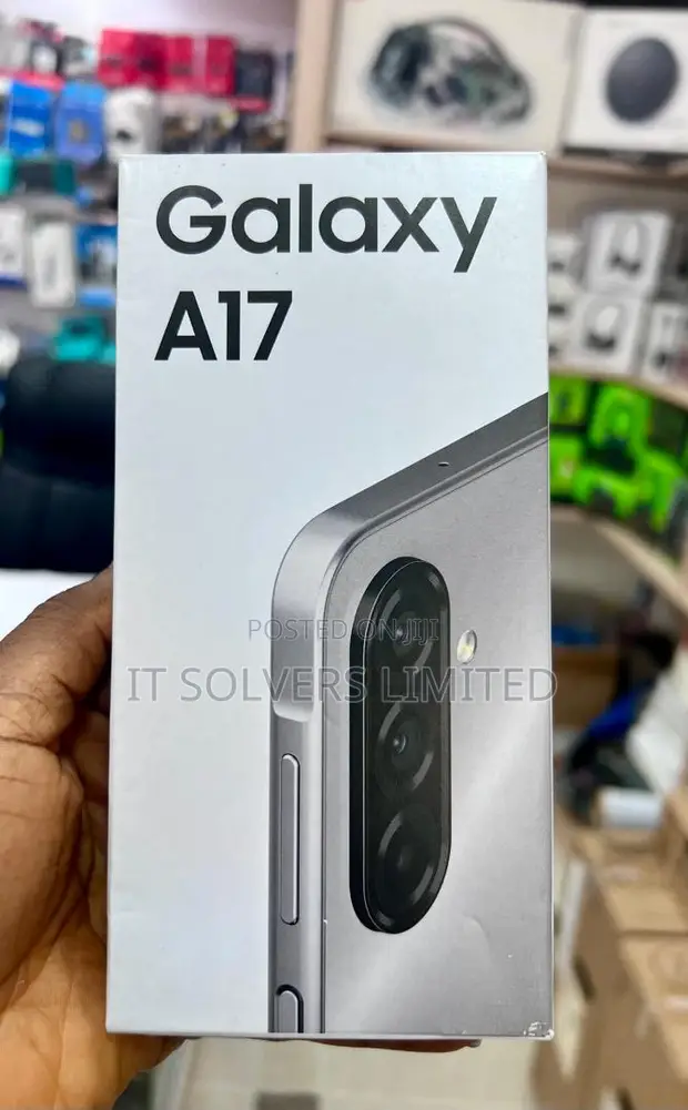 New Samsung Galaxy A17 256GB Gray - 1
