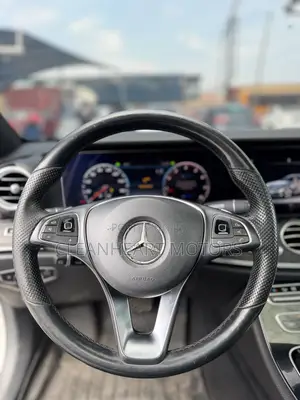 2018 Mercedes-Benz E300 White