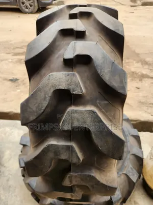 12.5/80-18 Backhoe Tire