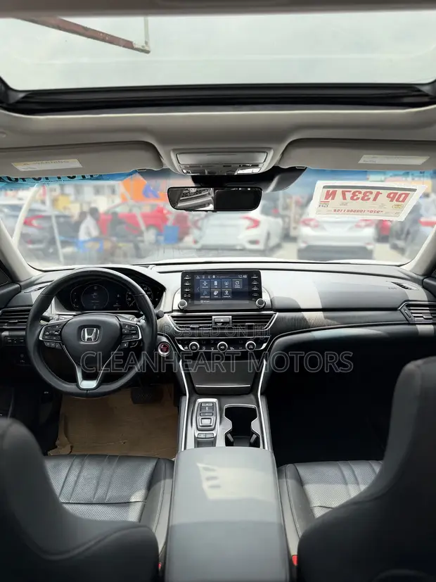 2022 Honda Accord Touring 2.0T White - 1