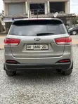 Kia Sorento 2016 Silver 4dr SUV - 1