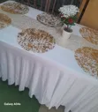 Classic Modern Mesh Table Runner & Placemats Set - 2