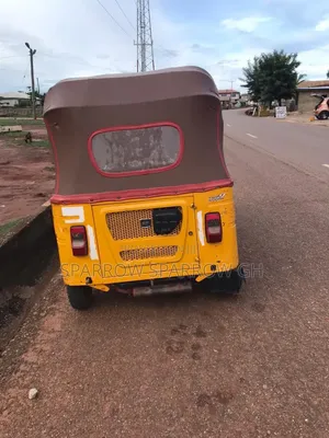 Bajaj RE 2022 Yellow Three-Wheeler