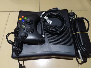 XBOX 360 Slim Console with 20 Games