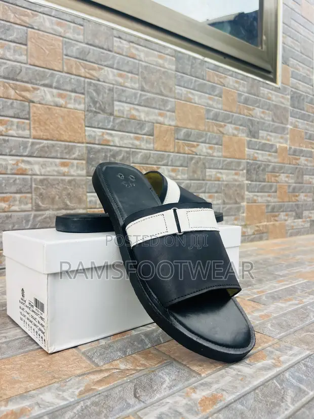 Men's Handmade Leather Slippers - 1