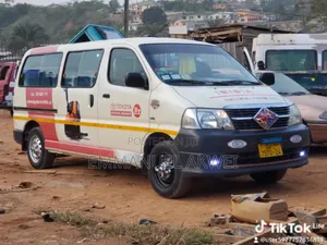 Toyota HiAce 2012