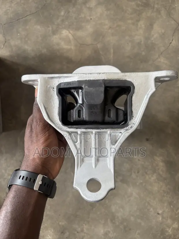 Honda Civic Gearbox Seat 2022-2026 - 1