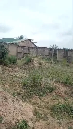 Uncompleted 4-Bedroom Building on Full Plot for Sale, Amasaman